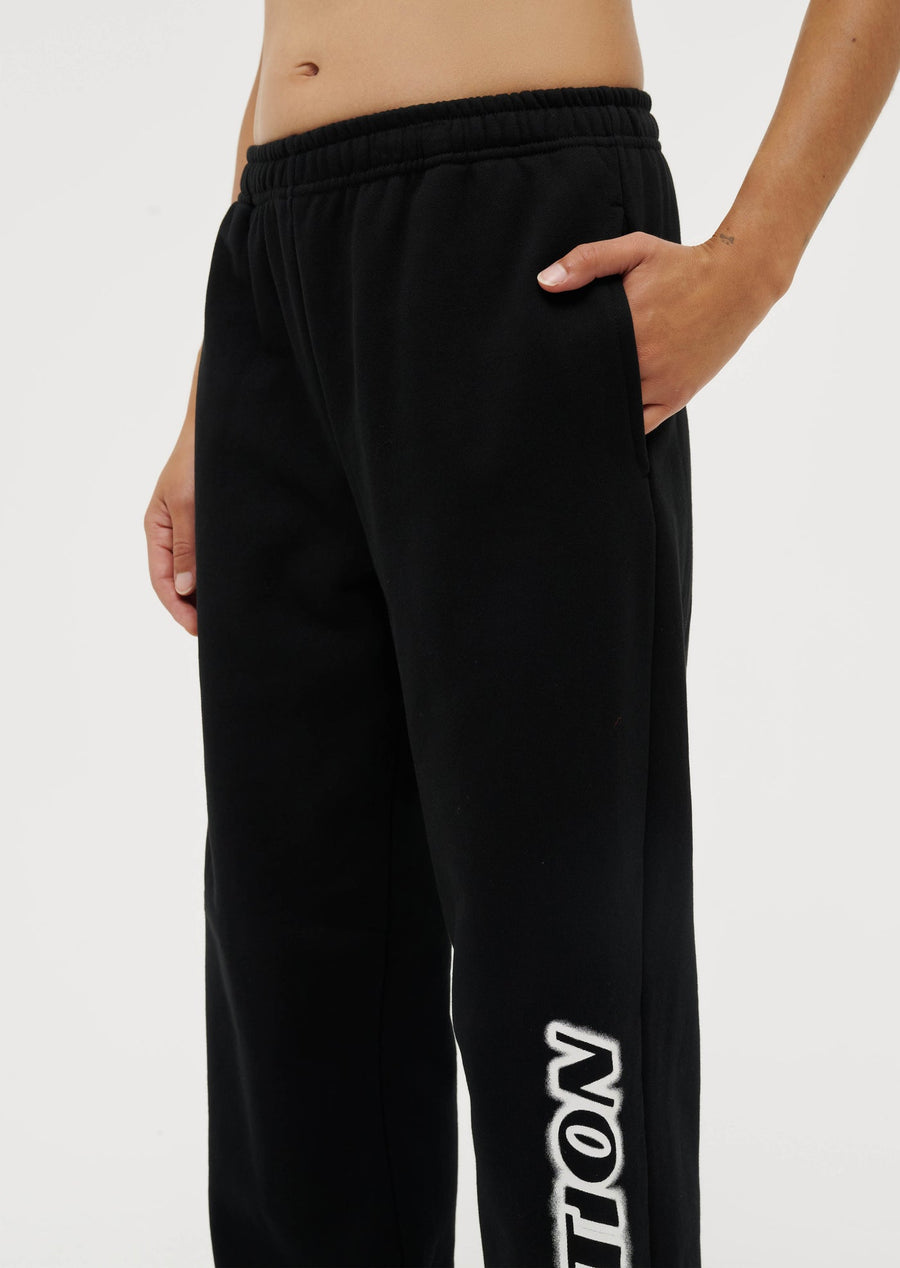 P.E Nation - Tiebreak Trackpant in Black