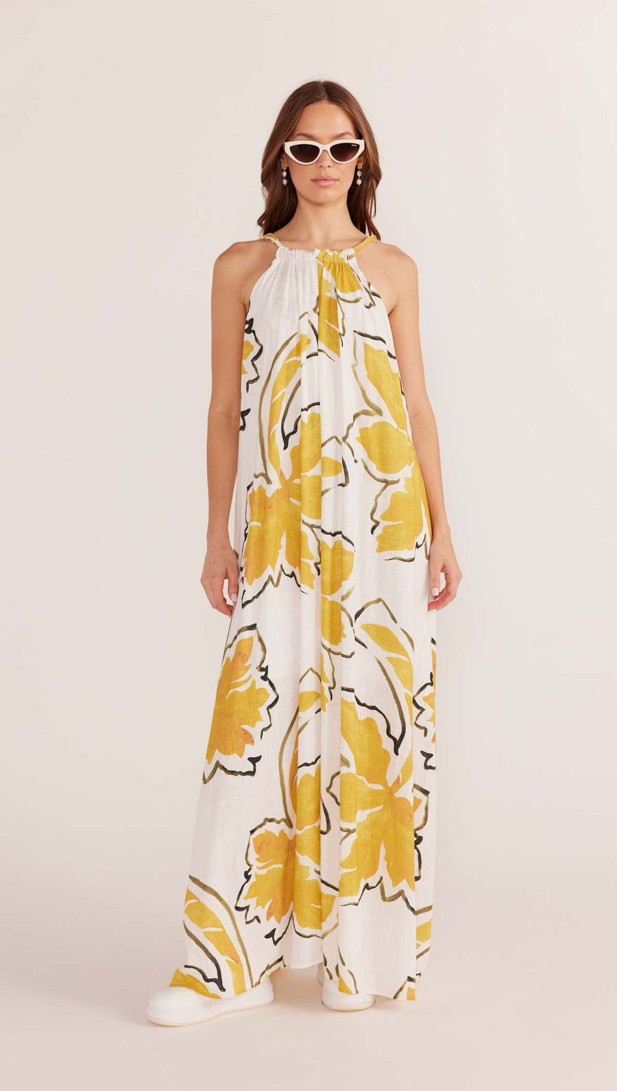 Minkpink - Zuri Halter Neck Maxi Dress in White Palm Print