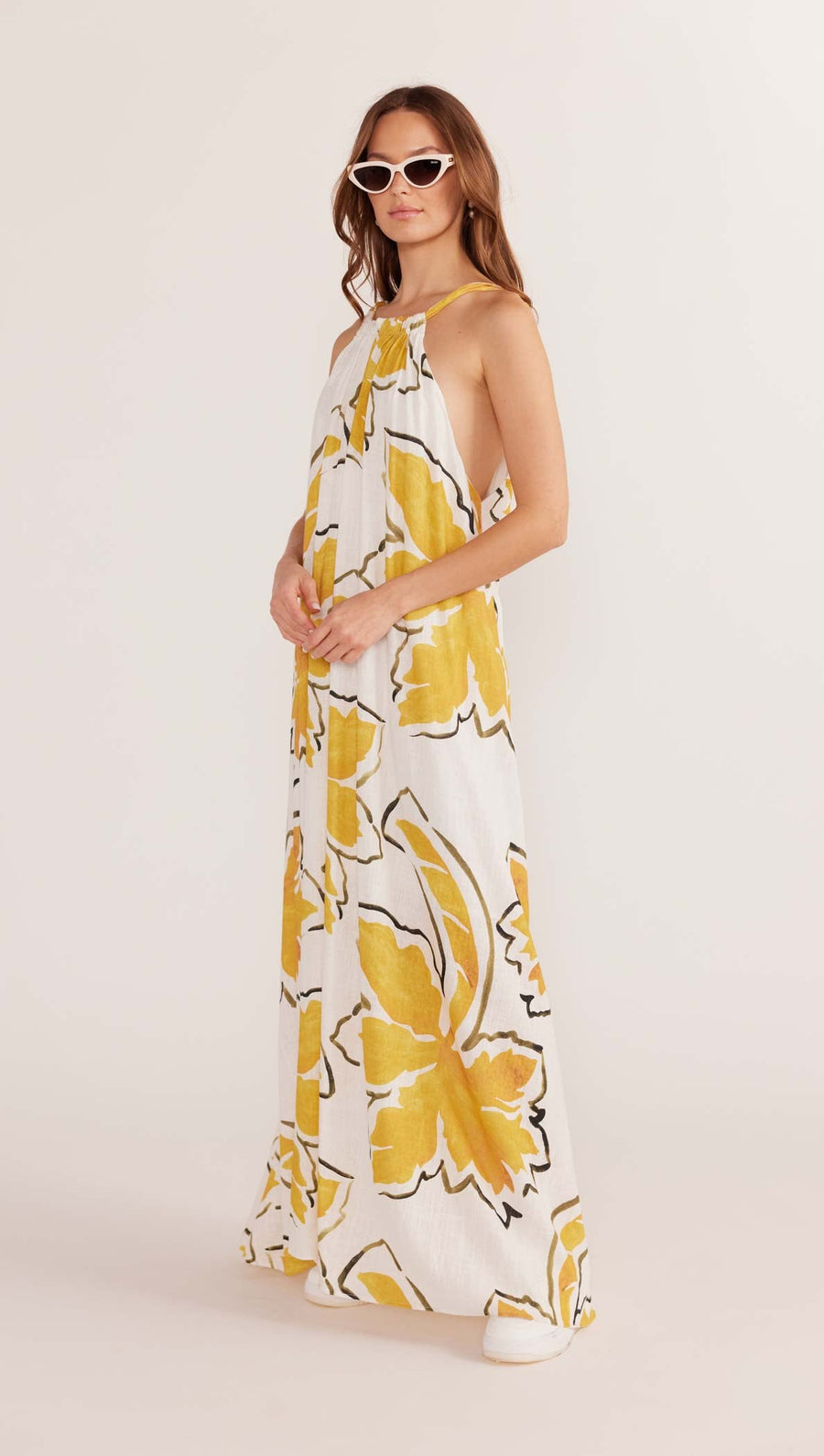 Minkpink - Zuri Halter Neck Maxi Dress in White Palm Print