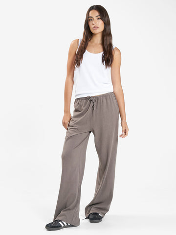 THRILLS - Hemp Relax Pant in Light Canteen