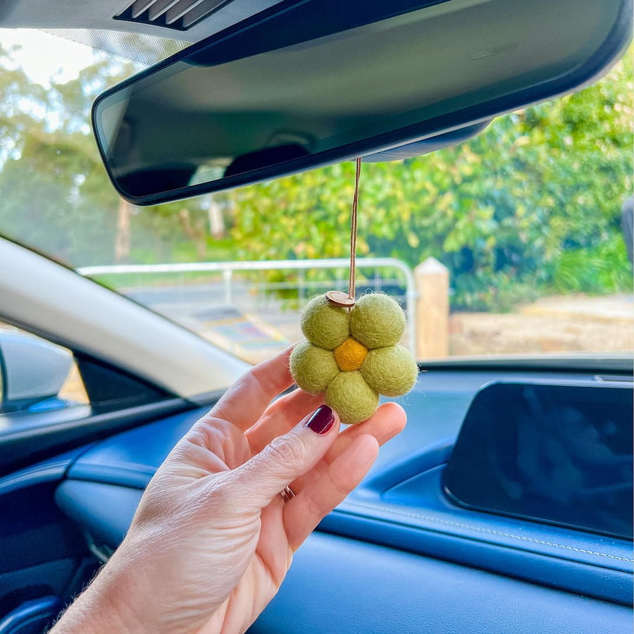 HOME DWELLER - Felt Fresheners in Australian Countryside