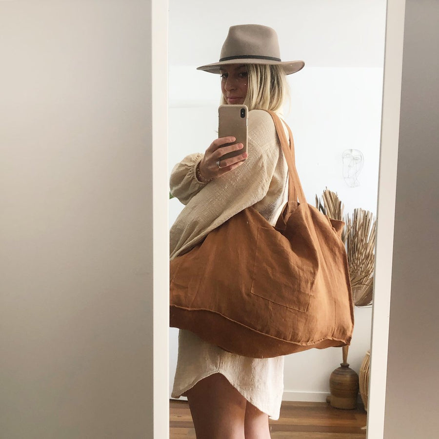 Onefinesunday Co - The Weekender Linen Tote in Rust