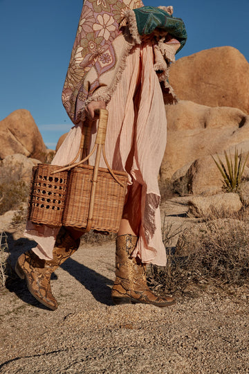 Wandering Folk - Lovers Picnic Basket