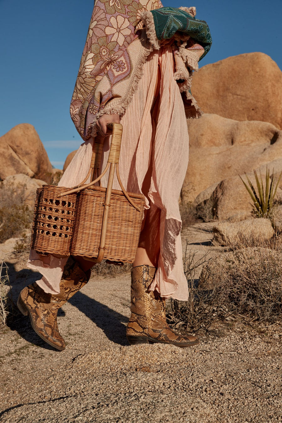 Wandering Folk - Lovers Picnic Basket